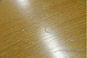 中古　トーマスビル(Thomasville)　IDC大塚家具取り扱い　アメリカンカントリースタイル　オーク材　アンティーク調　木の質感を活かしたぬくもりある風合いと気品が感じられるサイドボード　(R-082390)