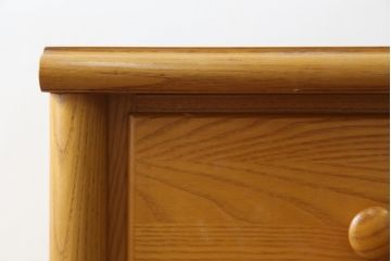 中古　トーマスビル(Thomasville)　インプレッション(IMPRESSIONS)　オーク材　カントリースタイルの空間づくりに活躍するチェスト(サイドチェスト、引き出し)(R-082393)