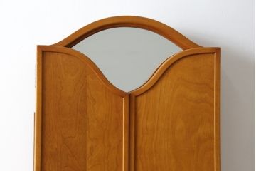 中古　希少な廃盤品!!　横浜ダニエル(daniel)　気品漂う洗練されたデザインが魅力的!! 珍しい三面鏡付きドレッサー(鏡台、化粧台、ミラー)(定価約85万円)(R-082396)