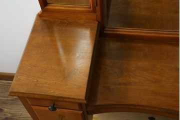 中古　希少な廃盤品!!　横浜ダニエル(daniel)　気品漂う洗練されたデザインが魅力的!! 珍しい三面鏡付きドレッサー　定価約85万円　(R-082396)