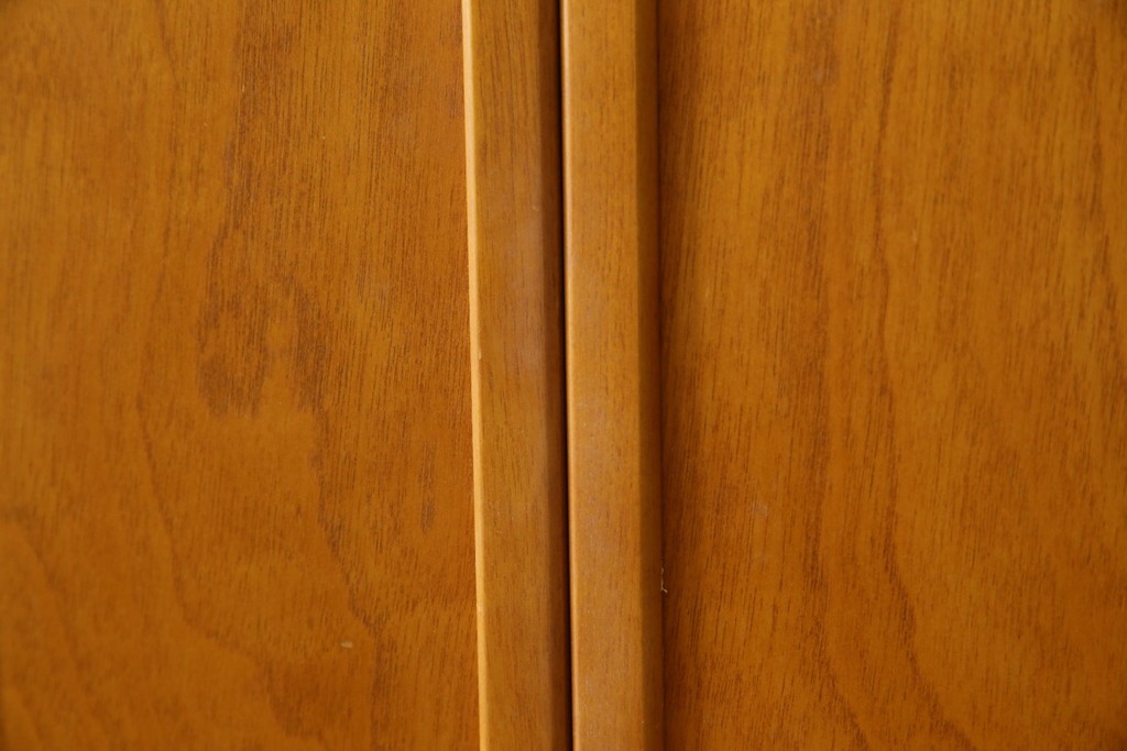 中古　希少な廃盤品!!　横浜ダニエル(daniel)　気品漂う洗練されたデザインが魅力的!! 珍しい三面鏡付きドレッサー　定価約85万円　(R-082396)