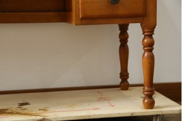 中古　希少な廃盤品!!　横浜ダニエル(daniel)　気品漂う洗練されたデザインが魅力的!! 珍しい三面鏡付きドレッサー　定価約85万円　(R-082396)