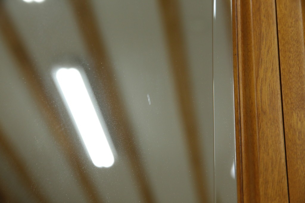 中古　希少な廃盤品!!　横浜ダニエル(daniel)　気品漂う洗練されたデザインが魅力的!! 珍しい三面鏡付きドレッサー　定価約85万円　(R-082396)