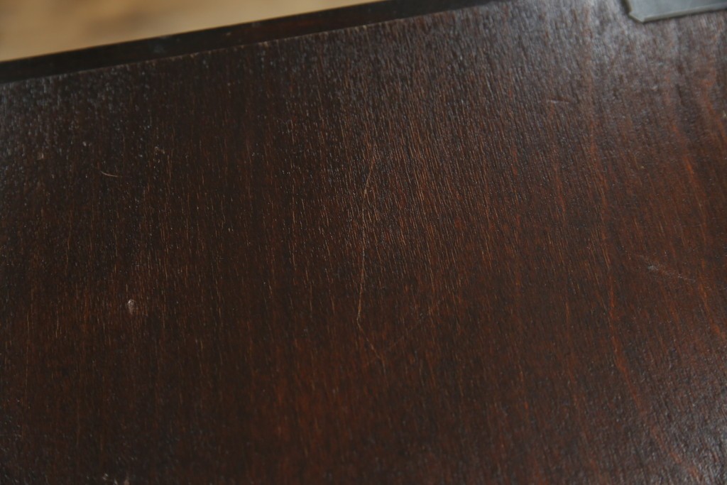 中古　美品　松本民芸家具　高山式　直線的なデザインが洗練された雰囲気を醸し出す金具付きタンス　定価約50万円　(R-082400)