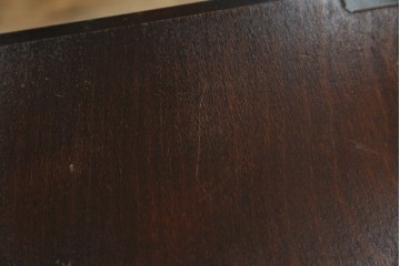 中古　美品　松本民芸家具　高山式　直線的なデザインが洗練された雰囲気を醸し出す金具付きタンス　定価約50万円　(R-082400)