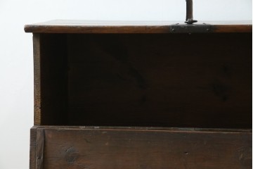 アジアンアンティーク　松材　味わい深い風合いが魅力のバンダチ　(R-082403)