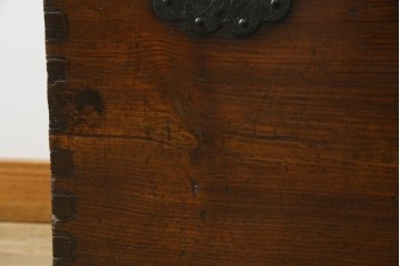 アジアンアンティーク　松材　味わい深い風合いが魅力のバンダチ　(R-082403)