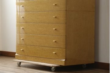 中古　美品　松創(MATSUSO・マツソウ)　バーズアイメープル　洗練された佇まいが魅力的なチェスト(サイドチェスト、引き出し、衣類箪笥、整理箪笥、収納箪笥)(定価推定約120万円)(R-082404)