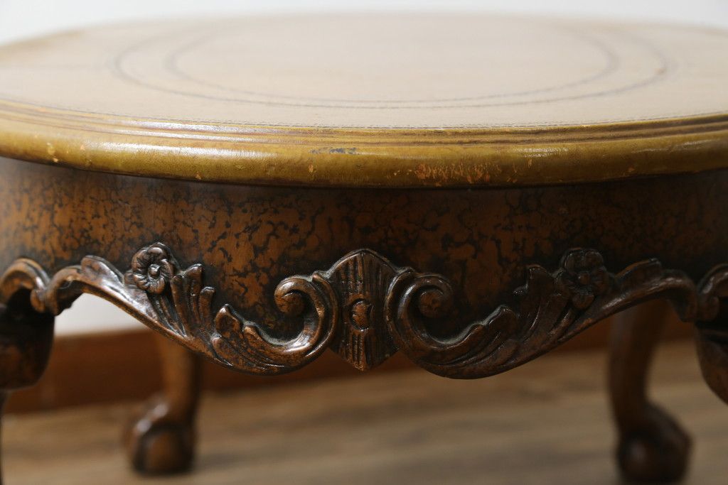 イギリスビンテージ　MAITLAND SMITH(メートランドスミス)　レザートップ　アンティーク調　華やかな彫刻がエレガントなローテーブル(リビングテーブル、センターテーブル、カフェテーブル、コーヒーテーブル、革、英国、ヴィンテージ)(定価約40万円)(R-082405)