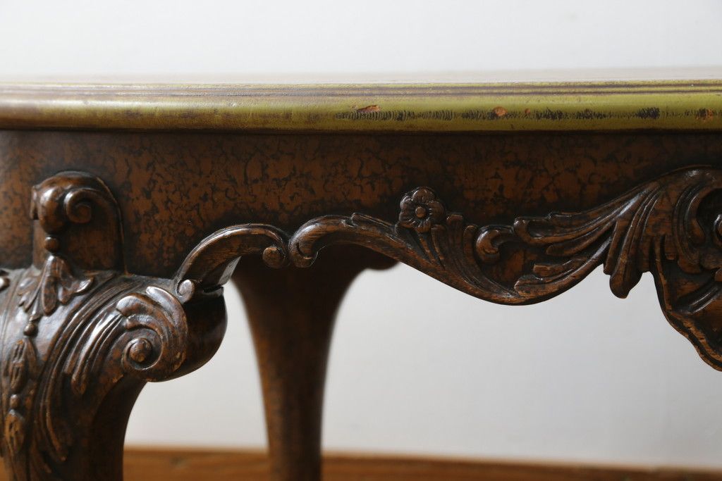 イギリスビンテージ　MAITLAND SMITH(メートランドスミス)　レザートップ　アンティーク調　華やかな彫刻がエレガントなローテーブル(リビングテーブル、センターテーブル、カフェテーブル、コーヒーテーブル、革、英国、ヴィンテージ)(定価約40万円)(R-082405)