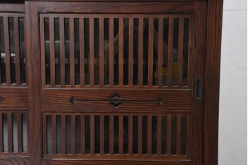 中古　美品　上質な和の空間を演出する水屋箪笥(食器棚、茶箪笥、戸棚、収納棚、キャビネット)(R-082409)