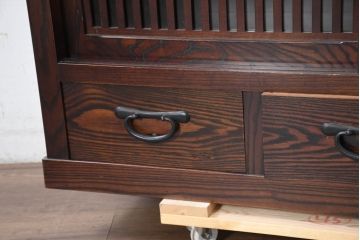 中古　美品　上質な和の空間を演出する水屋箪笥(食器棚、茶箪笥、戸棚、収納棚、キャビネット)(R-082409)