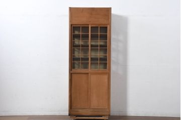 和製アンティーク　レトロな雰囲気漂う古い木味のハエ帳付き幅狭水屋箪笥(茶水屋、置き水屋、茶棚、収納棚、戸棚、蝿帳、はい帳、キャビネット)(R-082418)