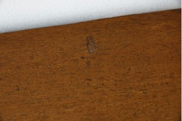 和製アンティーク　古い木の質感が温かみを感じるかわいい幼稚園の机(サイドテーブル、作業台、子供机、在宅ワーク、在宅用、デスク、ワークデスク)(R-082420)