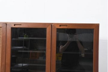 和製ビンテージ　国産職人手作り　チーク材　北欧デザイン　洗練されたフォルムのサイドボード(サイドキャビネット、リビングボード、収納棚、戸棚、ヴィンテージ)(R-082435)