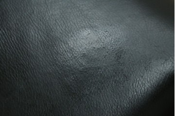 デンマークヴィンテージ　Nielaus Mobler(ニエラウスモブラー)　ap Dream seat(ドリームシート)　本革(レザー)　スタイリッシュなデザインのリクライニングイージーチェア　(R-082445)