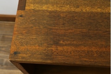 和製アンティーク　古い木のレトロな雰囲気溢れるオープンシェルフ　(R-082446)