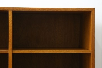 和製アンティーク　古い木のレトロな雰囲気溢れるオープンシェルフ　(R-082446)