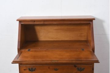 中古　美品　パイン材　カントリーデザイン　気品漂うライティングビューロー(簿記机、ワークデスク、在宅用、在宅ワーク用、サイドチェスト、引き出し)(R-082447)