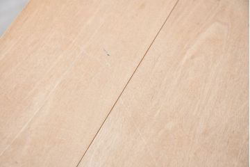 中古　WOOD YOU LIKE COMPANY(ウッドユウライクカンパニー)　FOUR DELTA TAPER DESK(4デルタテーパーデスク)　メープル無垢材　ナチュラルで心地よい木肌のデスク(引き出し付き、机、コンソールデスク、ワークデスク、在宅用、在宅ワーク用)(定価約24万円)(R-082448)