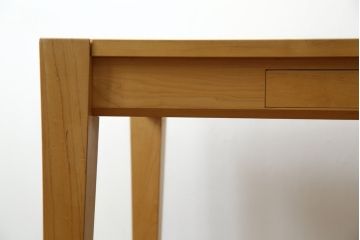 中古　WOOD YOU LIKE COMPANY(ウッドユウライクカンパニー)　FOUR DELTA TAPER DESK(4デルタテーパーデスク)　メープル無垢材　ナチュラルで心地よい木肌のデスク(引き出し付き、机、コンソールデスク、ワークデスク、在宅用、在宅ワーク用)(定価約24万円)(R-082448)