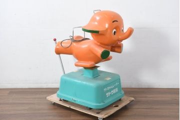 佐藤製薬　サトウ製薬　乗り物　昭和レトロな空間づくりにおすすめのサトちゃんムーバー(ディスプレイ、店舗什器、薬局、乗物遊具)(R-082450)