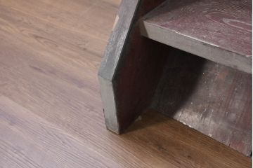 和製アンティーク　味わい深い欅(ケヤキ)材の小振りな時代階段(店舗什器)(R-082452)