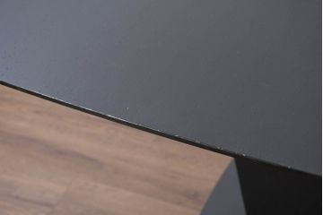 中古　希少な廃番品　BoConcept(ボーコンセプト)　Milano(ミラノ)　シンプルで使い勝手抜群のエクステンションテーブル(ダイニングテーブル、食卓、4人掛け、6人掛け、伸長式テーブル、拡張式テーブル)(R-082459)