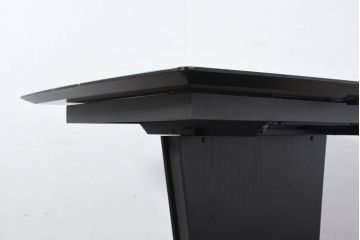 中古　希少な廃番品　BoConcept(ボーコンセプト)　Milano(ミラノ)　シンプルで使い勝手抜群のエクステンションテーブル(ダイニングテーブル、食卓、4人掛け、6人掛け、伸長式テーブル、拡張式テーブル)(R-082459)
