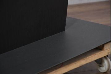 中古　希少な廃番品　BoConcept(ボーコンセプト)　Milano(ミラノ)　シンプルで使い勝手抜群のエクステンションテーブル(ダイニングテーブル、食卓、4人掛け、6人掛け、伸長式テーブル、拡張式テーブル)(R-082459)