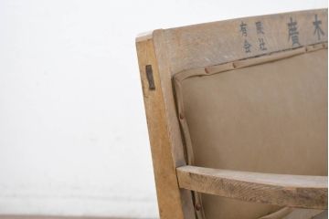 和製アンティーク　ナラ材　レトロな佇まいが魅力の3人掛けベンチ(ソファ、長椅子、長イス、3P、2人掛け)(R-082462)