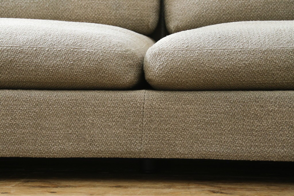 中古　Cassina(カッシーナ)　Philippe Starck(フィリップ・スタルク)デザイン　MISTER(ミスター)　空間を格調高く演出するシステムソファ　定価約250万円　(R-082463)