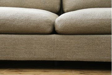 中古　Cassina(カッシーナ)　Philippe Starck(フィリップ・スタルク)デザイン　MISTER(ミスター)　空間を格調高く演出するシステムソファ　定価約250万円　(R-082463)