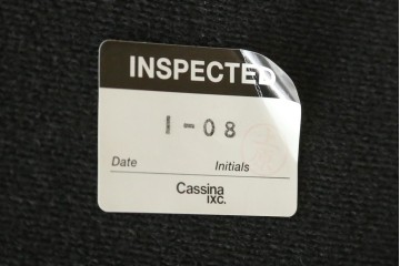 中古　Cassina(カッシーナ)　Philippe Starck(フィリップ・スタルク)デザイン　MISTER(ミスター)　空間を格調高く演出するシステムソファ　定価約250万円　(R-082463)