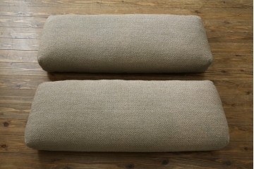 中古　Cassina(カッシーナ)　Philippe Starck(フィリップ・スタルク)デザイン　MISTER(ミスター)　空間を格調高く演出するシステムソファ　定価約250万円　(R-082463)