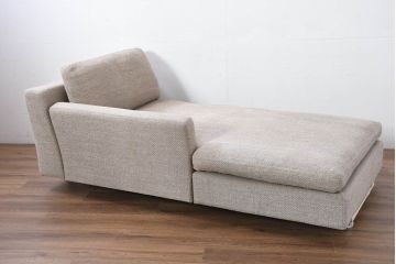 中古　美品　Cassina(カッシーナ)　Philippe Starck(フィリップ・スタルク)デザイン　MISTER(ミスター)　空間を格調高く演出するシステムソファ(カウチソファ、L字ソファ、3P、4P、5P、6P、三人掛け、四人掛け、3人掛け、4人掛け)(定価約250万円)(R-082463)