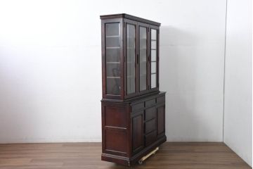 中古　美品　桜材　国産職人手作り家具　和風モダン　作りの良い三面ガラスの食器棚(収納棚、戸棚、カップボード、飾り棚、コレクションケース、ディスプレイケース、キャビネット)(R-082467)
