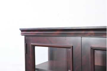 中古　美品　桜材　国産職人手作り家具　和風モダン　作りの良い三面ガラスの食器棚(収納棚、戸棚、カップボード、飾り棚、コレクションケース、ディスプレイケース、キャビネット)(R-082467)