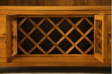 アジアンヴィンテージ　超美品!!　使用感ほぼなし　李朝デザイン　総無垢材　ワインラック付き　洗練されたデザインが美しい二段重ねキャビネット　(R-082472)
