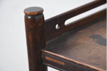和製ビンテージ　時代物　上品な佇まいが魅力の小振りな飾り棚(オープンシェルフ、オープンラック、ディスプレイラック、陳列棚、茶棚、ヴィンテージ)(R-082474)