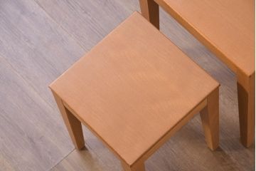 中古　美品　イタリア　希少モデル　calligaris(カリガリス)　シンプルでナチュラルな風合いが魅力のネストテーブル(サイドテーブル、カフェテーブル、コーヒーテーブル)(R-082475)