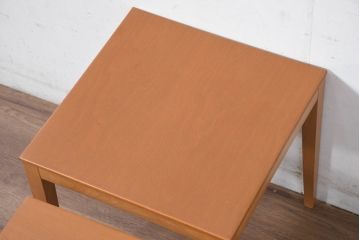 中古　美品　イタリア　希少モデル　calligaris(カリガリス)　シンプルでナチュラルな風合いが魅力のネストテーブル(サイドテーブル、カフェテーブル、コーヒーテーブル)(R-082475)