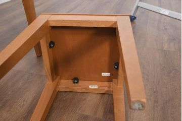 中古　美品　イタリア　希少モデル　calligaris(カリガリス)　シンプルでナチュラルな風合いが魅力のネストテーブル(サイドテーブル、カフェテーブル、コーヒーテーブル)(R-082475)