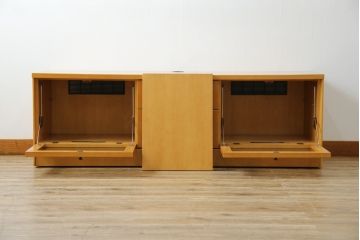 中古　美品　カリモク家具(karimoku)　domani(ドマーニ)　洗練されたデザインが美しいシアターボード(テレビ台、テレビボード、ローボード、キャビネット、収納棚、サイドボード)(定価約45万円)(R-082476)