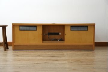 中古　美品　カリモク家具(karimoku)　domani(ドマーニ)　洗練されたデザインが美しいシアターボード(テレビ台、テレビボード、ローボード、キャビネット、収納棚、サイドボード)(定価約45万円)(R-082476)