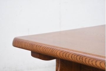 中古　高級品!!　国産　職人手作り家具　総楢(ナラ)材　天板一枚板　重厚な佇まいが魅力のローテーブル(座卓、センターテーブル、リビングテーブル)(定価約28万円)(R-082478)