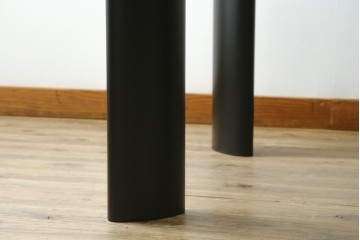 中古　希少な廃番品!!　arflex(アルフレックス)　STATION 2(ステーション 2)　モダンデザインが魅力のダイニングテーブル　定価約26万円　(R-082479)