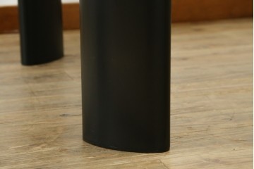 中古　希少な廃番品!!　arflex(アルフレックス)　STATION 2(ステーション 2)　モダンデザインが魅力のダイニングテーブル　定価約26万円　(R-082479)