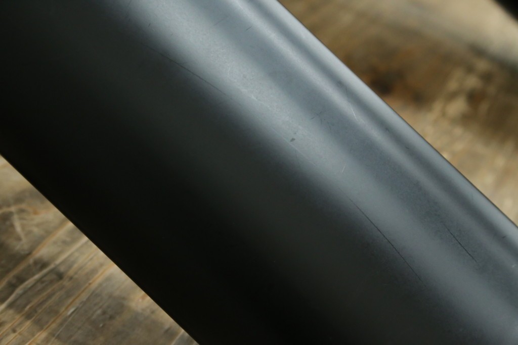 中古　希少な廃番品!!　arflex(アルフレックス)　STATION 2(ステーション 2)　モダンデザインが魅力のダイニングテーブル　定価約26万円　(R-082479)