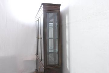 中古　美品　DREXEL HERITAGE(ドレクセルヘリテイジ)　シノワズリ様式　上品な佇まいが美しいチャイナキャビネット(食器棚、キュリオケース、ガラスケース、ショーケース、戸棚、飾り棚)(定価約340万円)(R-082480)